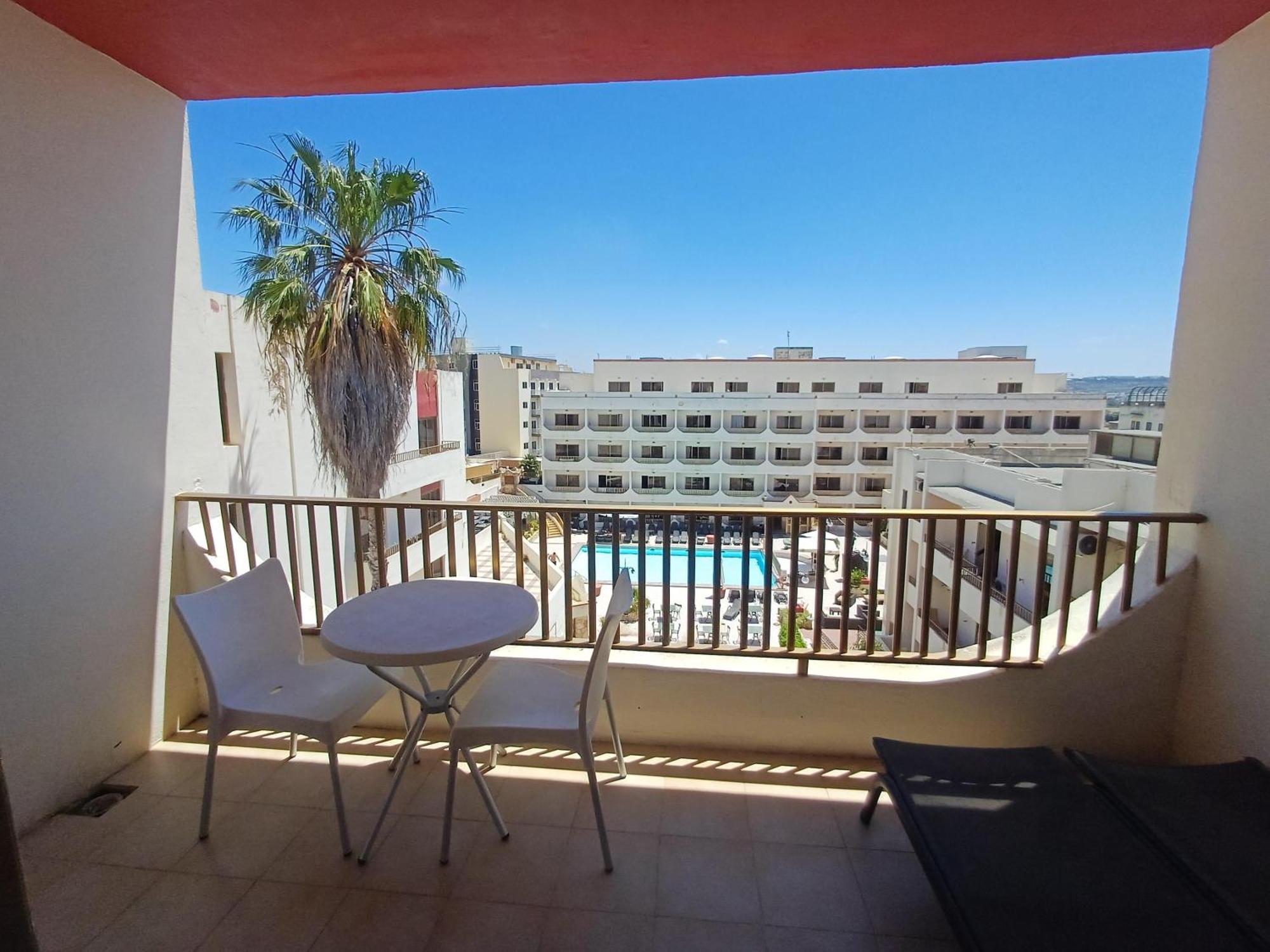 The San Anton Hotel St. Paul's Bay Room photo